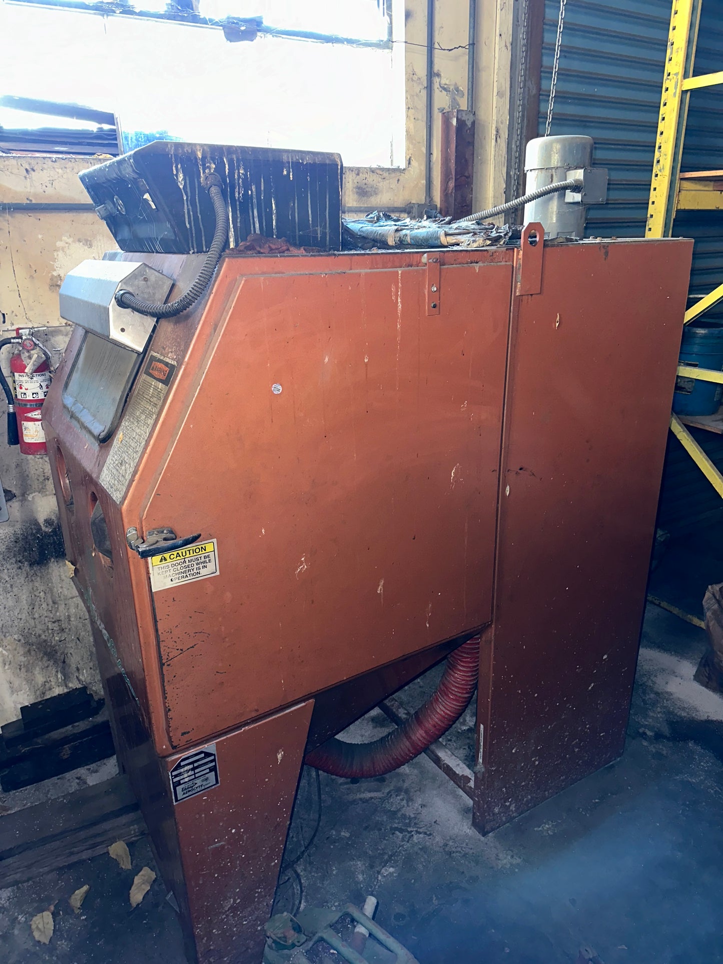 Clemco 12751 Pulsar III Suction Cabinet