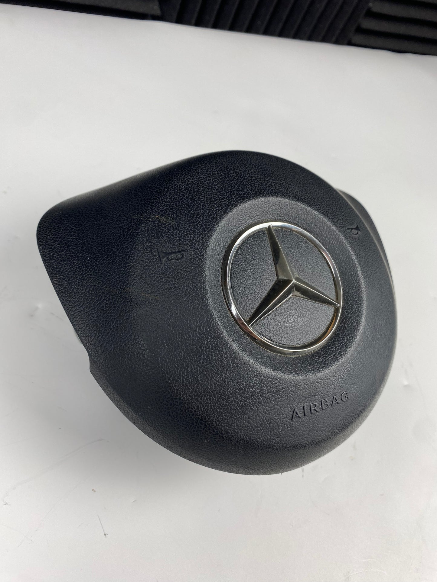 000-860-31-03-64-9116 Mercedes-Benz Steering Wheel Air Bag 2015-2018 - OEM Genuine